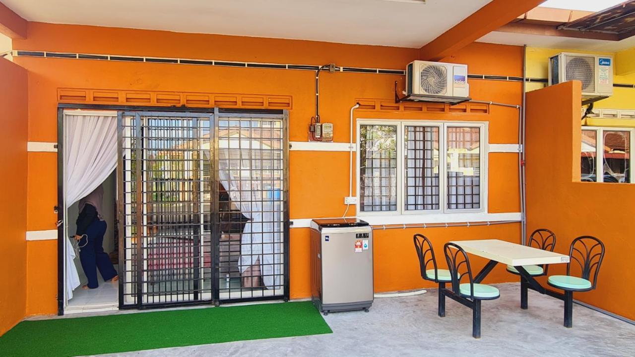 Anjung Klia House 72 With Neflix Villa Banting  Exterior photo